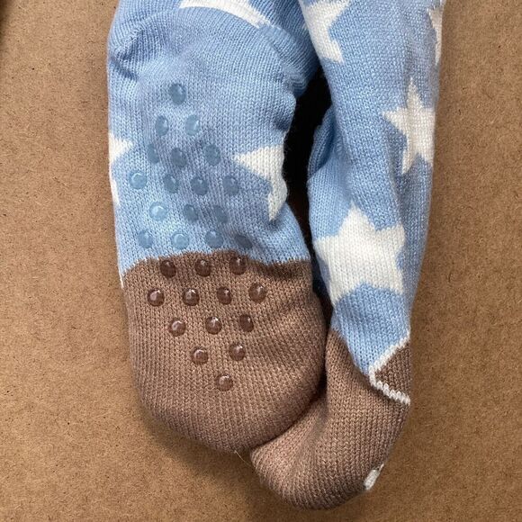 Sherpa Critter Socks New With Tag Dog And Star Design Slipper Socks - Picture 7 of 7